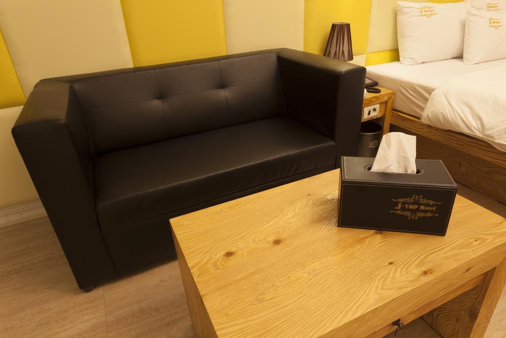 J-Top Hotel Siheung Zimmer foto